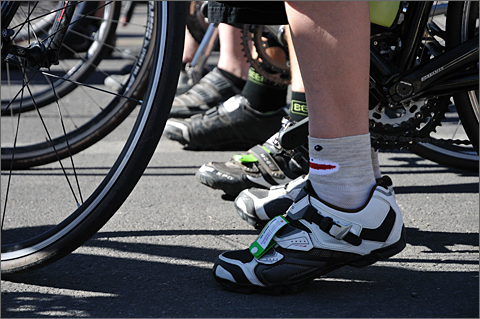 Bicycle photography - feet and wheels at the start of Ride On, Tucson 2013