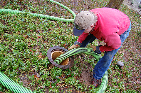 Construction photography - Septic tank cleaning in Westtown, Pennsylvania