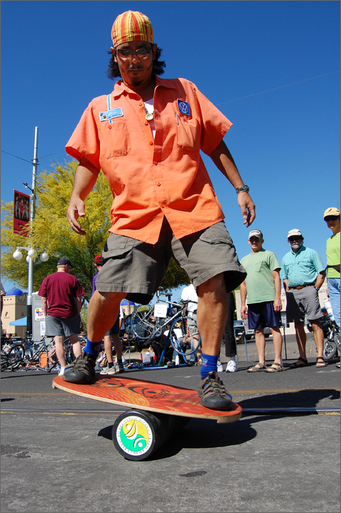 Event photography - Balancing act at Tucson's Bicycle Swap Meet