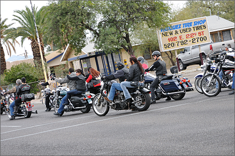 Event photography - Motorcycle club outing on 22nd Street and 6th Avenue in Tucson, Arizona